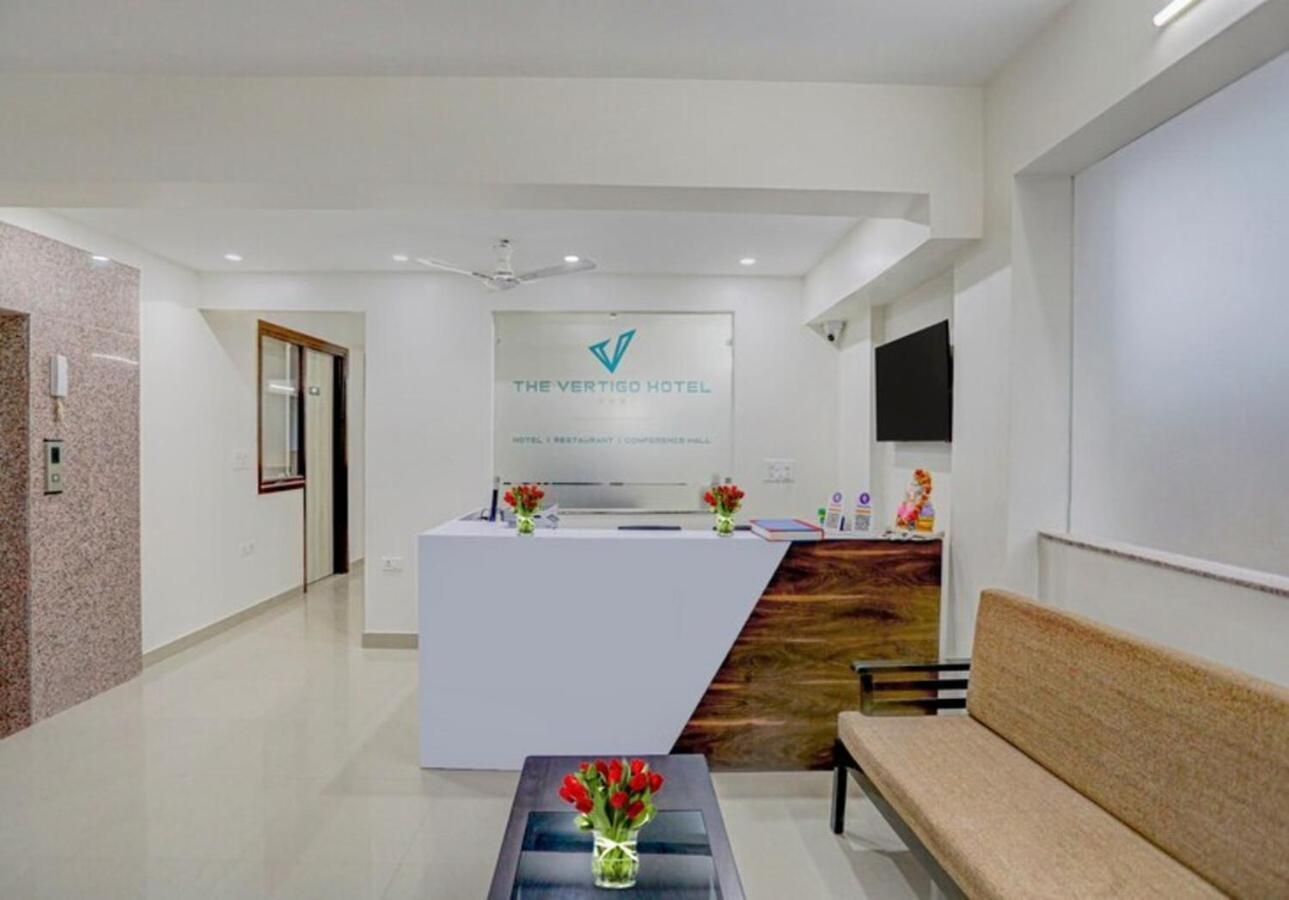 Hotel The Vertigo By Boom Rooms Noida Exterior photo